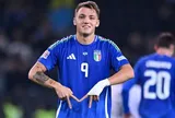 Bóng đá Ý phải đợi quá lâu cho một tiền đạo như Mateo Retegui
