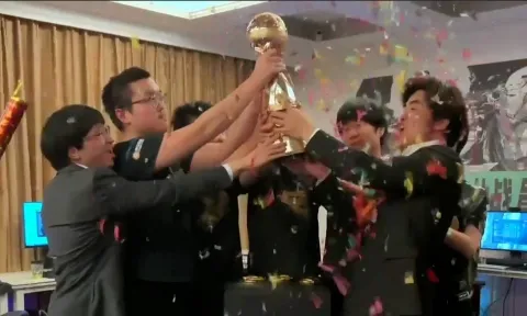 Tranh cãi hậu MSI 2022: Việc chọn bên có thực sự ảnh hưởng đến kết quả trận chung kết?