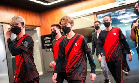 Team Flash hủy diệt T1 lần thứ 2 liên tiếp tại CKTG Tốc Chiến