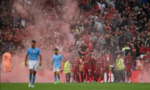 Liverpool bị 'phạt' vì giành chiến thắng trước Man City?