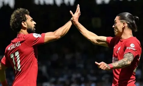 Hé lộ danh tính 'đội trưởng tương lai' của Liverpool