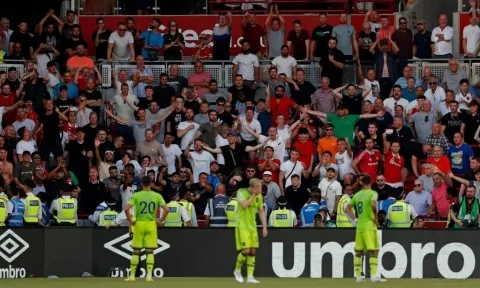 Chấm điểm MU 0-4 Brentford: Ngày 'thảm họa' của tân binh