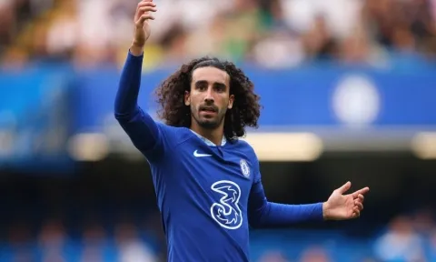 Cucurella lên tiếng bảo vệ 'niềm tự hào', Ngoại hạng Anh bỗng nhiên 'mừng thầm'