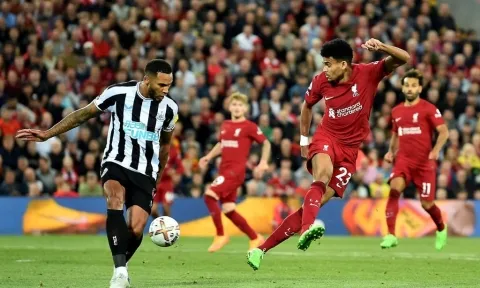 Video bóng đá Liverpool vs Newcastle: Đẳng cấp Klopp, nhân tố lạ tỏa sáng