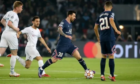 Messi trở về, Barca chốt luôn 'phù thủy sân cỏ' làm quà chào đón