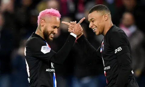 Chủ tịch chính thức thừa nhận, Neymar hết cửa 'đấu đá' với Mbappe?