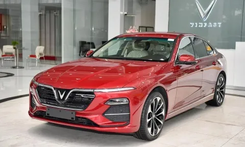 VinFast Lux A2.0 giảm thêm 600 triệu đồng nhờ được áp dụng 3 voucher Vinhomes
