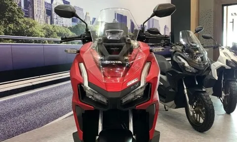 Cận cảnh Honda ADV 160 vừa ra mắt, giá từ 56,1 triệu đồng