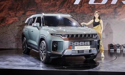 Giá chỉ từ 488 triệu đồng, mẫu SUV cỡ C vừa mở bán có gì đấu Tucson và Sportage?