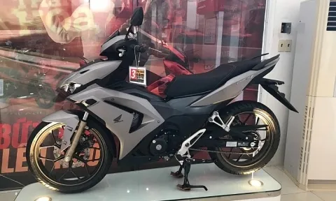 Giá Honda Winner X giảm “sốc” tới 20 triệu đồng khiến fan Exciter "lo sốt vó"