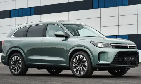 SUV điện của Huawei “gây sốt” với hơn 20.000 đơn hàng sau 4 giờ mở bán