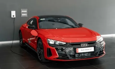 Siêu xe điện đầu tiên của Audi chính thức ra mắt tại Việt Nam