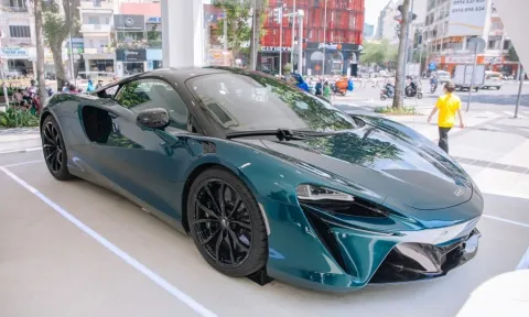 Siêu xe hybrid McLaren Artura ra mắt tại Việt Nam, giá từ 14,69 tỷ đồng