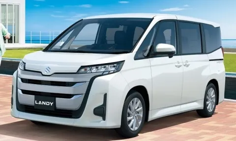 Suzuki tung mẫu MPV siêu rẻ giá chỉ từ 553 triệu đồng, cạnh tranh Kia Carnival