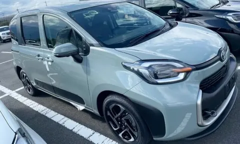 Toyota ra mắt mẫu MPV giá rẻ với nhiều trang bị hiện đại, đe nẹt Mitsubishi Xpander