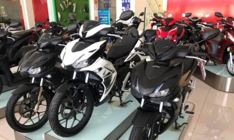Ngược chiều Honda Vision, giá xe Winner X bất ngờ tăng mạnh trở lại