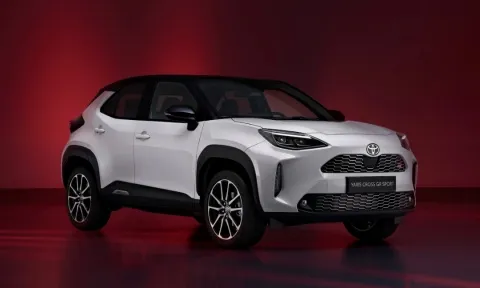 Toyota Yaris Cross GR Sport được phân phối chính thức, thiết kế cực ấn tượng