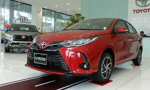 Giá xe Toyota Vios giảm mạnh hàng chục triệu đồng, quyết đấu Accent, City