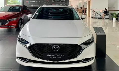 Mazda 3 nhận ưu đãi lên tới 63 triệu đồng, cạnh tranh Kia K3, Corolla Altis