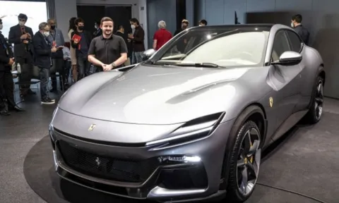 Mẫu SUV đầu tiên của Ferrari chính thức ra mắt, thiết kế siêu lạ