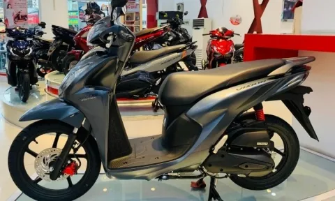 Đội giá cao ngất ngưởng, Honda Vision vẫn bán chạy ấn tượng