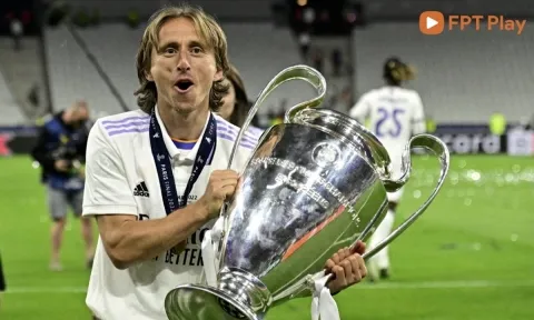 Super Cup 2022: “Kền kền trắng” đụng độ “Đại bàng” giành lấy danh hiệu đầu tiên của mùa giải
