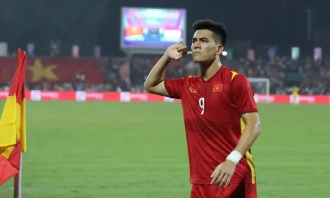 'Họng pháo' số 1 ĐT Việt Nam hé lộ tin vui trước AFF Cup 2022