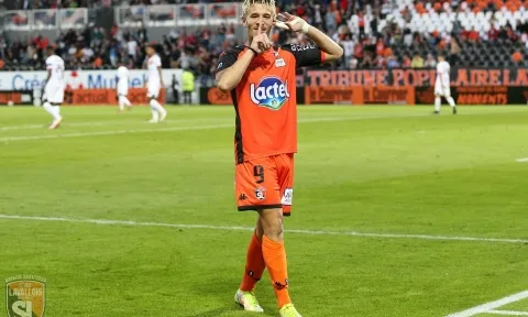 Cùng Pau FC, Quang Hải sắp đối đầu thêm một sao Việt kiều khác ở Ligue 2?