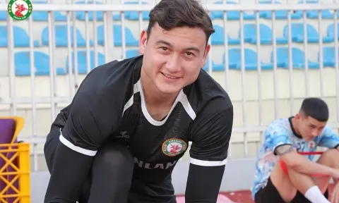 J-League gửi thông điệp đến Văn Lâm sau khi gia nhập 'PSG Việt Nam'