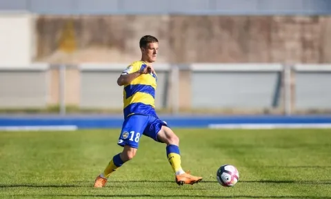 Đồng đội quyết 'phục thù', giúp Quang Hải và Pau FC 3 điểm đầu tiên