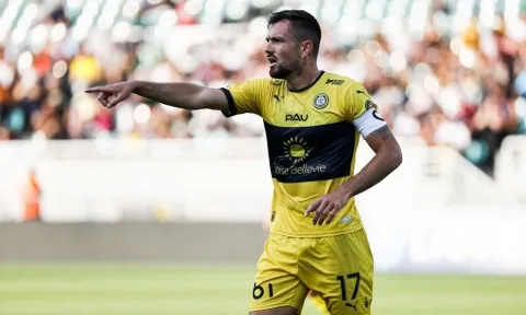 Pau FC báo tin buồn cho NHM, Quang Hải mất đi điểm tựa tinh thần