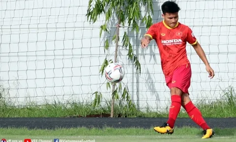 Quang Hải đối mặt 'bất lợi lớn' nếu đá AFF Cup cùng ĐT Việt Nam