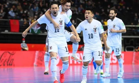 Đấu ĐT Việt Nam ở giải châu Á, Nhật Bản gọi 3 sao nhập tịch Brazil