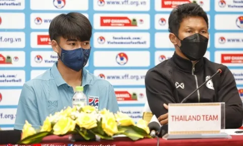 Sợ lộ bài trước Việt Nam, HLV Thái Lan ra quyết định 'khẩn cấp' sát giờ đấu