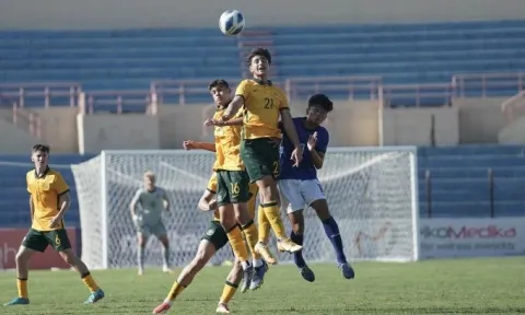 'Nhà vua ĐNÁ' nhận thất bại xấu hổ 0-10, chính bị loại ở giải châu Á