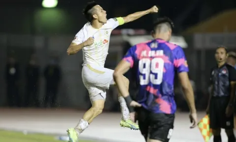 Giải V.League trên VieON: Giữa “cơn đau đầu” khó chịu của thầy Park, Văn Quyết sẽ có “ngày trở về” đầy ấn tượng