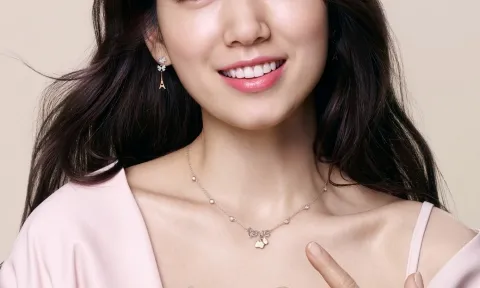 Park Shin Hye tiết lộ bí quyết giữ da căng bóng ở tuổi ngoài 30