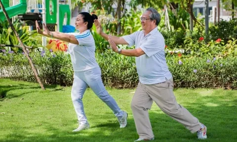 7 bài tập thể dục cho người đau xương khớp đơn giản nhất