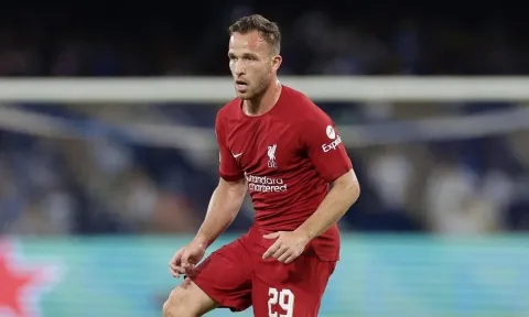 Arthur Melo chưa kịp tỏa sáng đã dính chấn thương