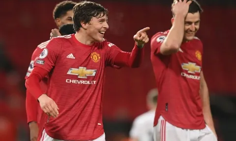 Sao Man Utd nhận được sự ủng hộ tuyệt đối từ đồng đội