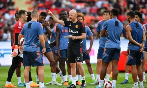 Thấy gì sau chiến thắng đầu tay của Erik Ten Hag tại MU?