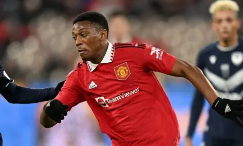 Man Utd nhận tin vui bất ngờ trước trận Derby nước Anh: 'Mãnh thú' sẵn sàng 'gieo sầu' cho Liverpool