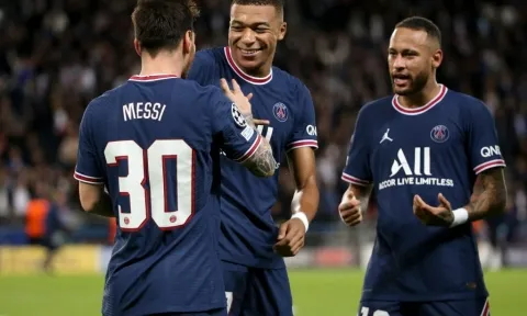 Chốt HLV xịn, PSG ký luôn hai sao khủng về phò tá Messi, Mbappe, Neymar