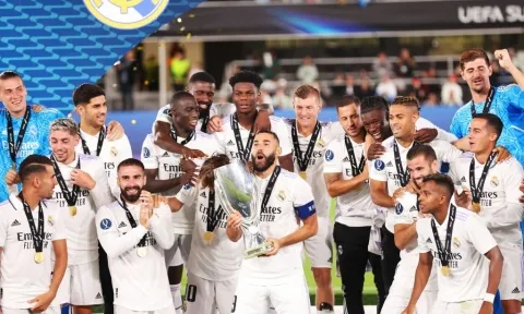 Giành Siêu Cup châu Âu, Real Madrid và HLV Ancelotti lập hàng loạt kỷ lục