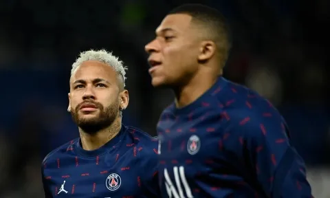 Căng thẳng xung đột ở PSG, Neymar phát hiện bị Mbappe 'đâm sau lưng'
