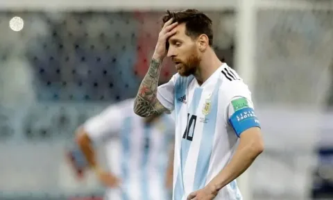 'Thiên thần hộ mệnh' gặp hạn trước World Cup, Messi và Argentina lo sốt vó