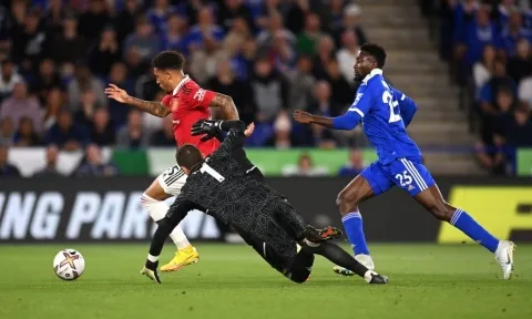 Video bàn thắng MU vs Leicester: Khoảnh khắc ngôi sao, 3 điểm quan trọng