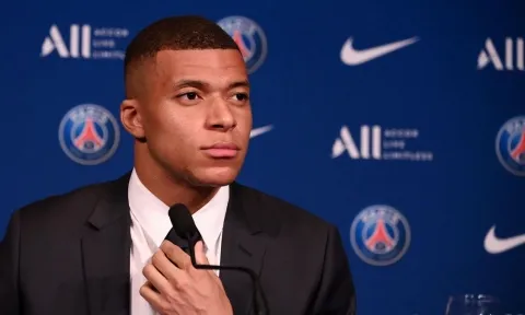 Mbappe xác nhận quyền lực thực sự tại PSG nhưng vẫn 'thả thính' Real