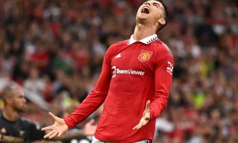 Tất cả chỉ là ảo tưởng, cửa để Ronaldo rời MU phút chót chưa bao giờ mở