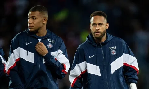 Mbappe mãi không chịu lớn, căng thẳng với Neymar còn lâu mới hạ nhiệt